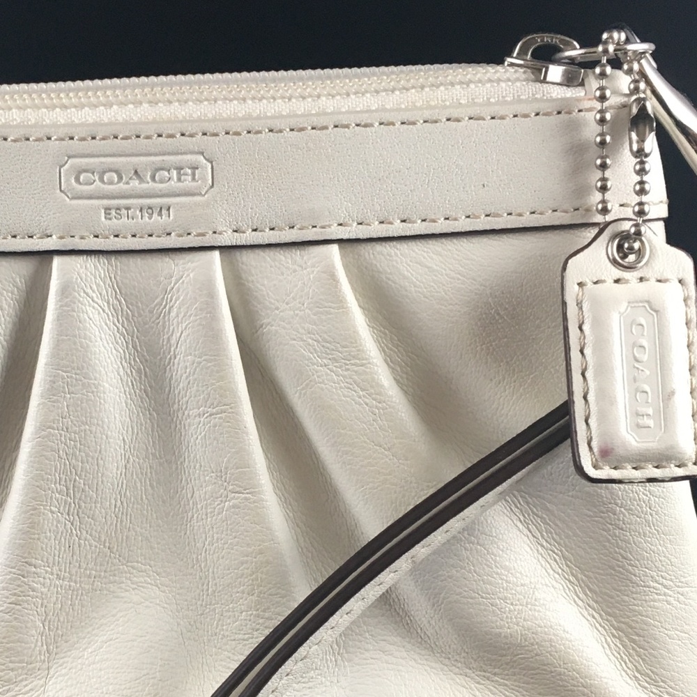 Coach White Leather Wristlet